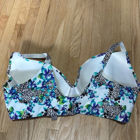 Victoria's Secret Lined Demi Bra Animal Print Push Up with Rhinestones - Picture 7 of 7